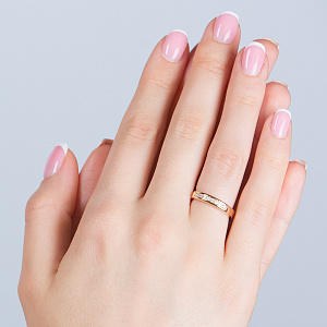 Золота каблучка з діамантами (1к-183) фотографія