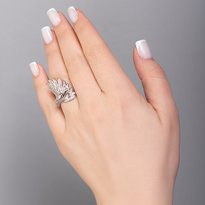 Золотое кольцо с фианитами  и  циркониями (2б_к-318) фотография