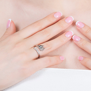 Золотое кольцо с бриллиантами (2б_к-125) картинка Золотое кольцо с бриллиантами (2б_к-125) фотография