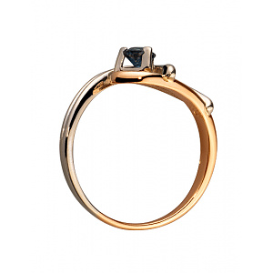 Золотое кольцо с корундом (01-200452922) фотография