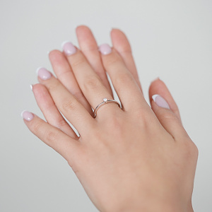 Золота каблучка з діамантом (2б_к-138) фотографія