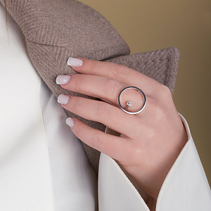 Золотое кольцо с бриллиантом (2б_к-333) фотография