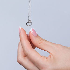 Золотое колье с цирконием куб. (3н107/01б) фотография