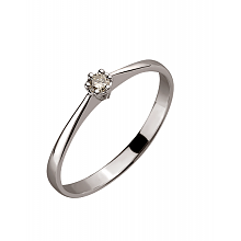 Золотое кольцо с бриллиантом