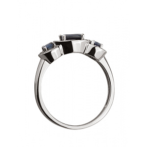 Золотое кольцо с бриллиантами  и  корундами (01-18385440) фотография