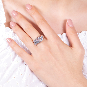 Золотое кольцо с топазами  и  фианитами (2б_к-151) фотография