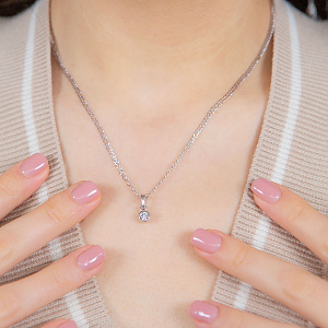 Золотий кулон з фіанітом (2б_п-171) картинка Золотий кулон з фіанітом (2б_п-171) фотографія