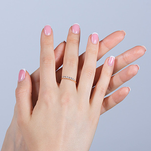 Золотое кольцо с бриллиантами (1б_к-300) фотография