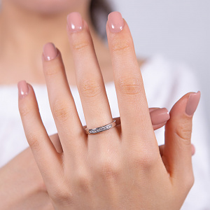 Золотое кольцо с бриллиантами (2к-183) фотография