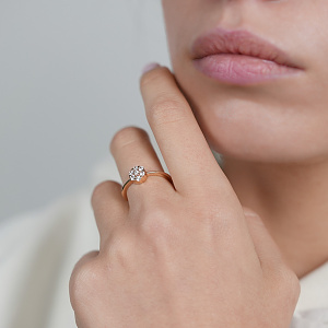 Золотое кольцо с бриллиантами (1б_к-055) фотография